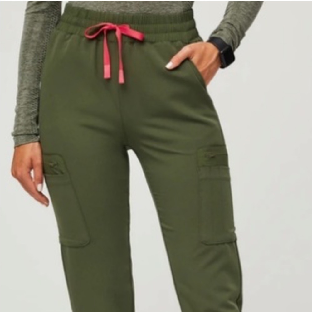 FIGS Scrub Jogger Pants - Dark Olive